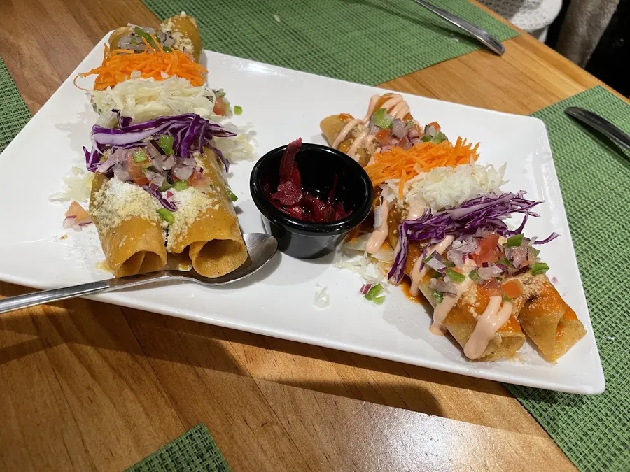 Hondureños de pollo, de la carta de Takos Fritten