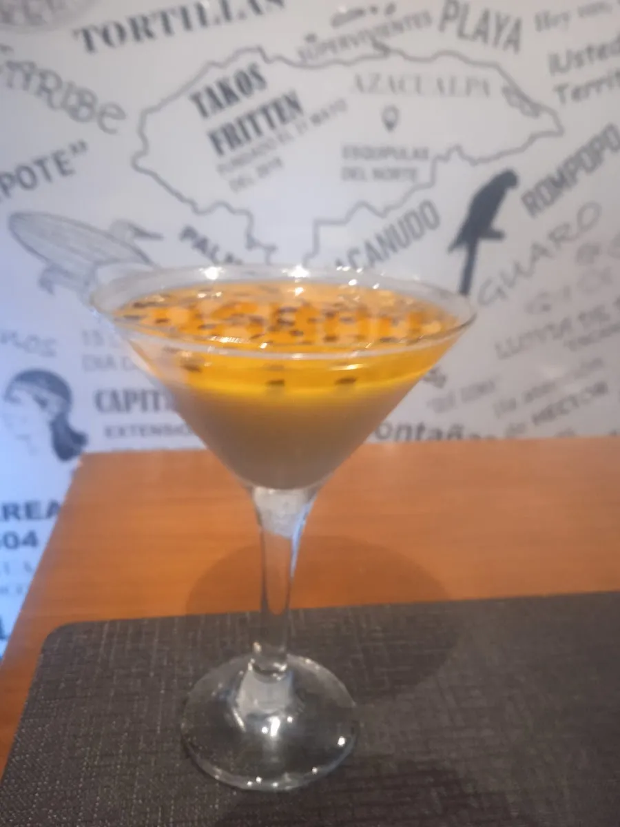 Mousse de maracuyá, de la carta de Takos Fritten